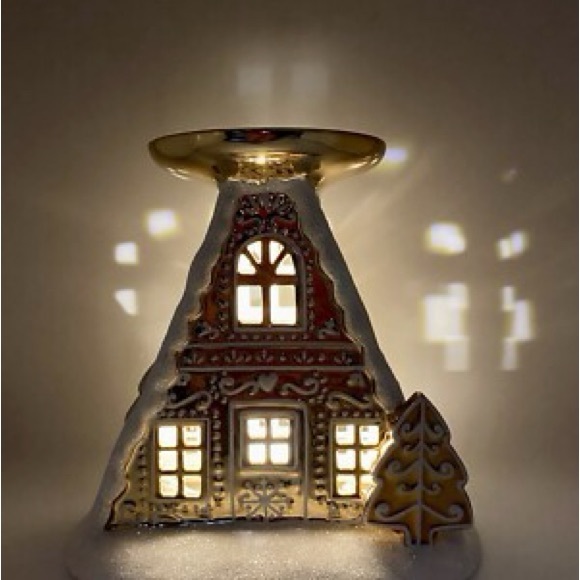 Bath & Body Works Gold and White Holiday House Decor